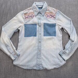 LITZ Womens Light‎ Wash Denim Aztec Embroidered Western Snap Button Shirt Small
